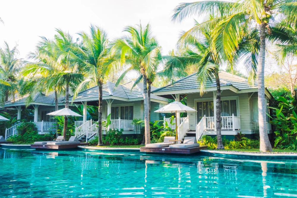Luxury Resort Villa and Pool Design in Dubai
